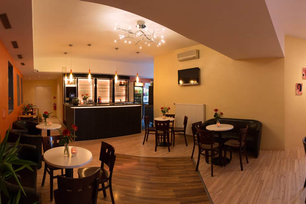 innenaufnahmen-bruehl-tanzschule-breuer-bar
